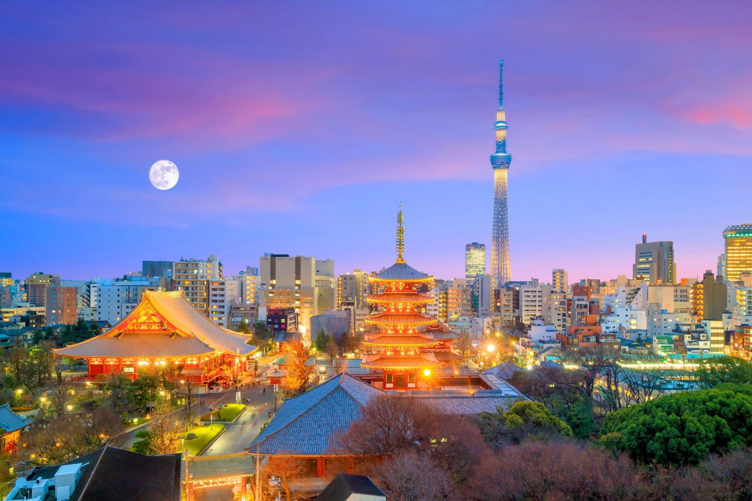 浅草寺と東京スカイツリーと夕暮れの風景 東京の風景 JAPAN SCENE ～日本の風景～