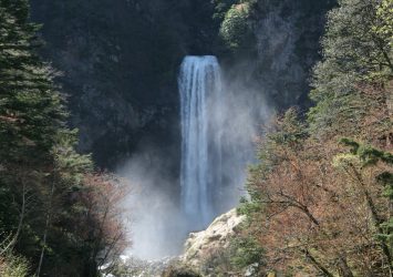 平湯大滝　奥飛騨の風景　岐阜の風景