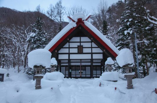 定山渓神社　北海道の冬の風景