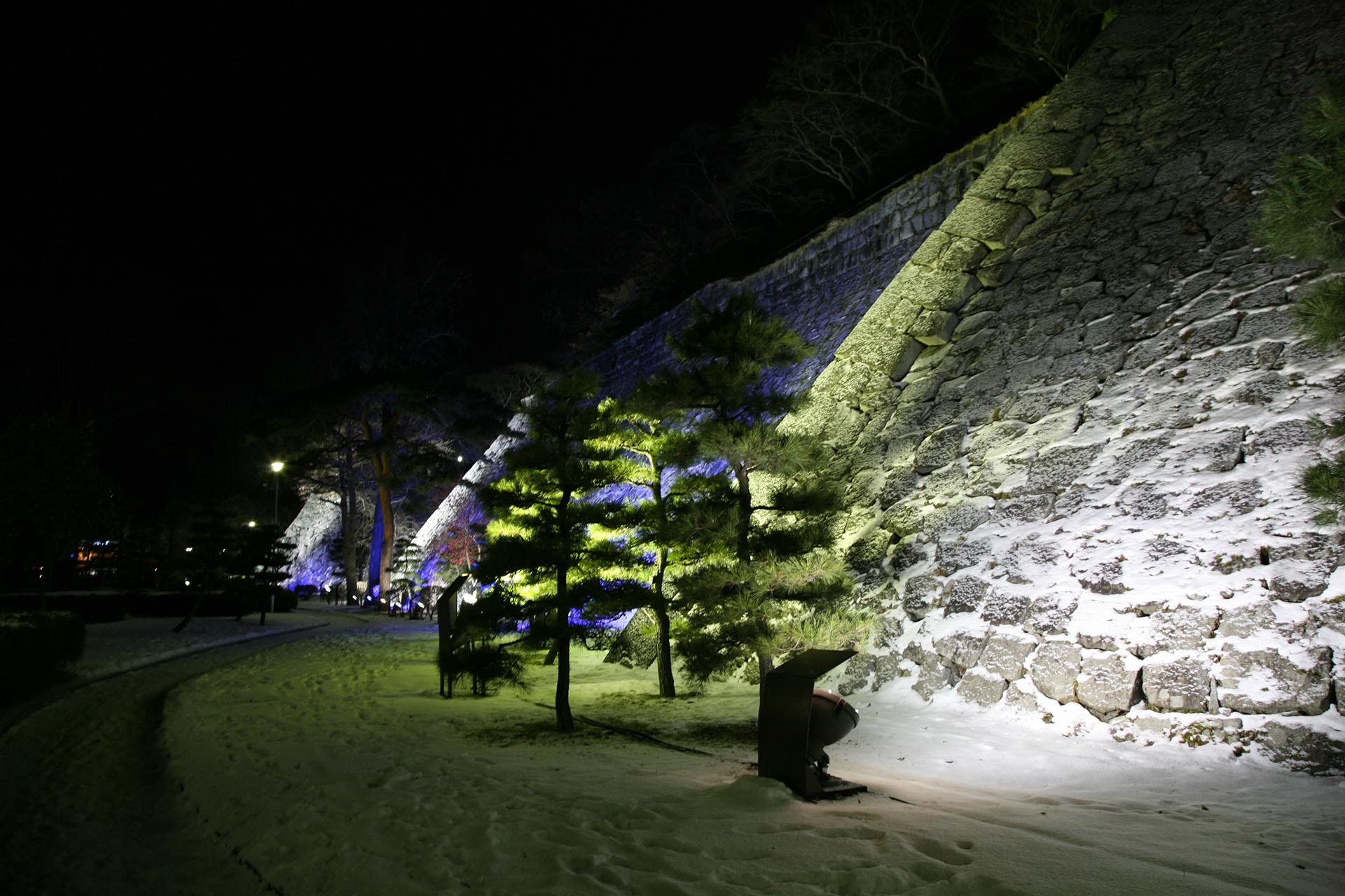冬の夜の盛岡城　岩手の風景