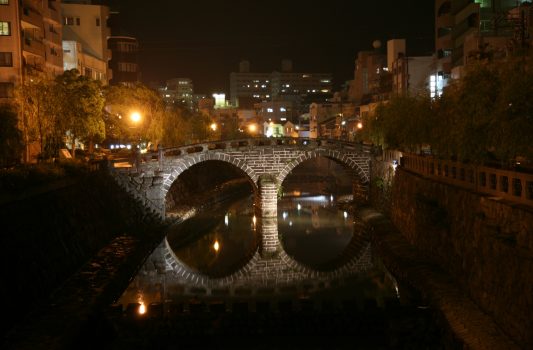 夜の眼鏡橋　長崎の風景