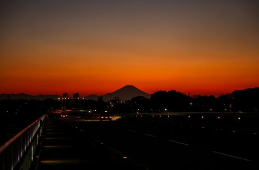 見沼大橋から見る富士山　埼玉の風景