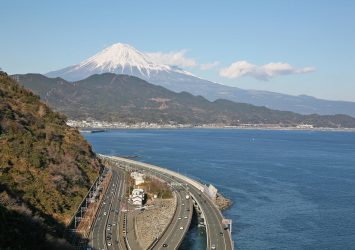 薩埵峠から見る富士山　静岡の風景
