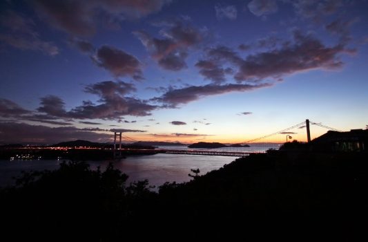 鷲羽山から見る瀬戸内海の夕暮れの風景　岡山の風景
