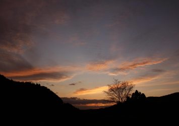 遠野の夕暮れ　岩手の風景