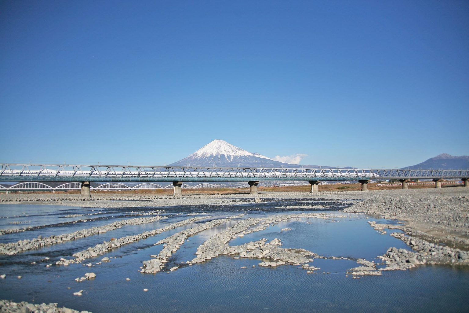 富士山と新幹線と富士川 静岡の風景 | JAPAN WEB MAGAZINE 「日本の風景」 JAPAN SCENE