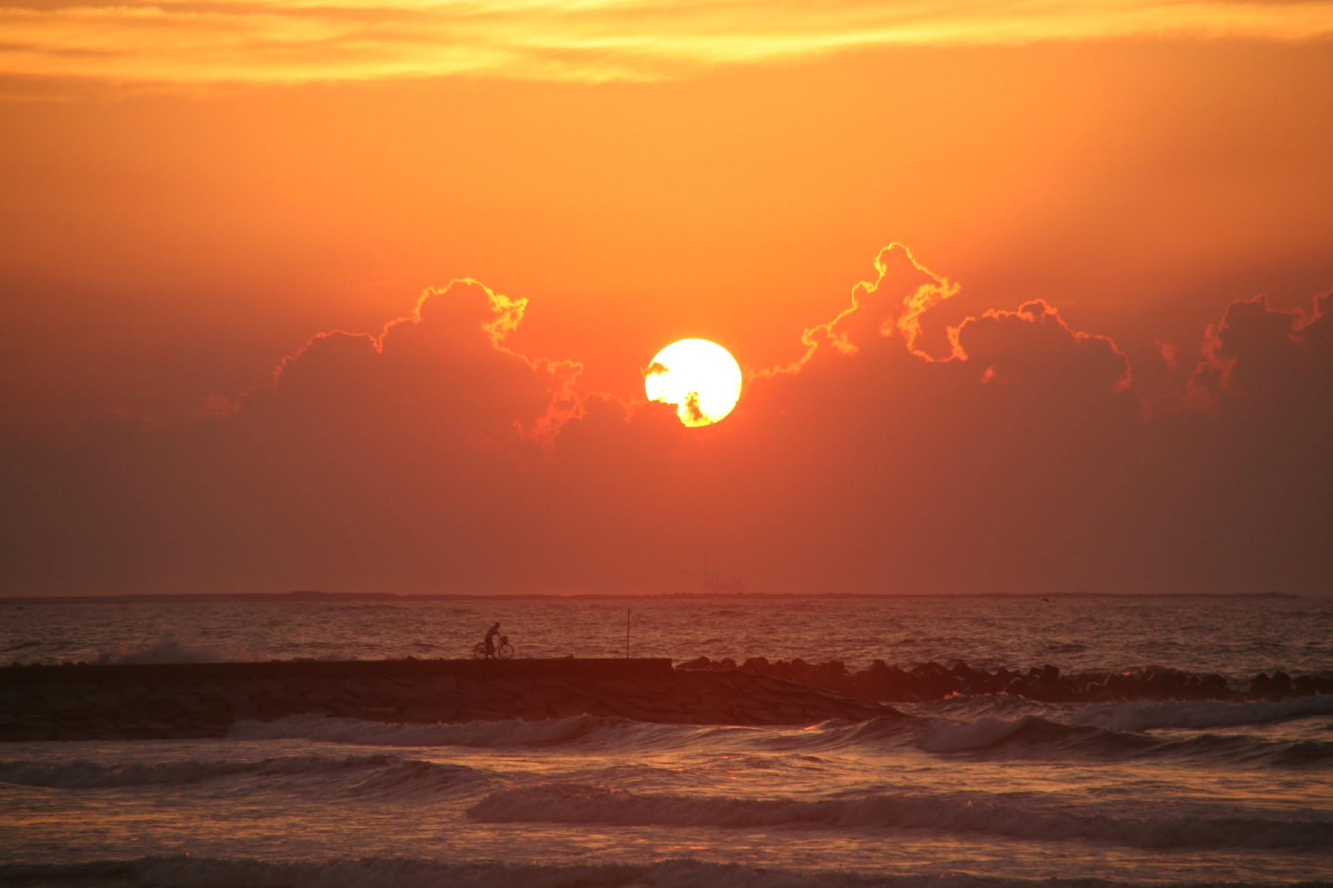 九十九里浜の朝　千葉の風景