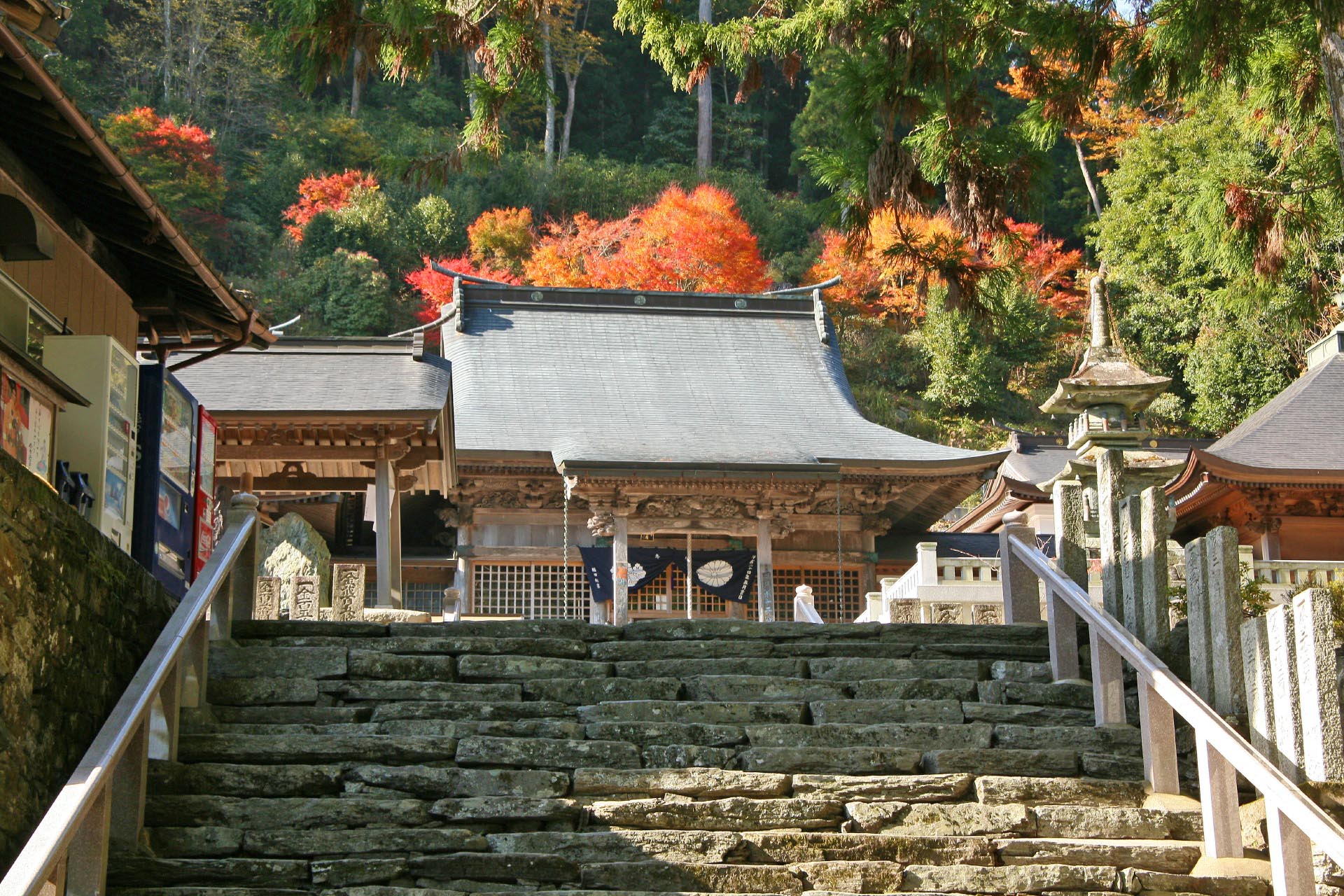 秋の四国八十八箇所「焼山寺」　徳島の秋の風景