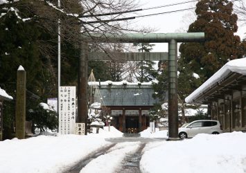 冬の射水神社　富山の風景