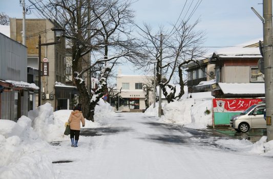 雪の増田の町並み　秋田の風景