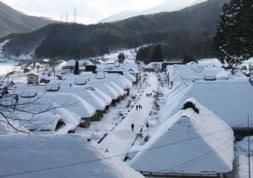 雪の大内宿　福島の冬の風景