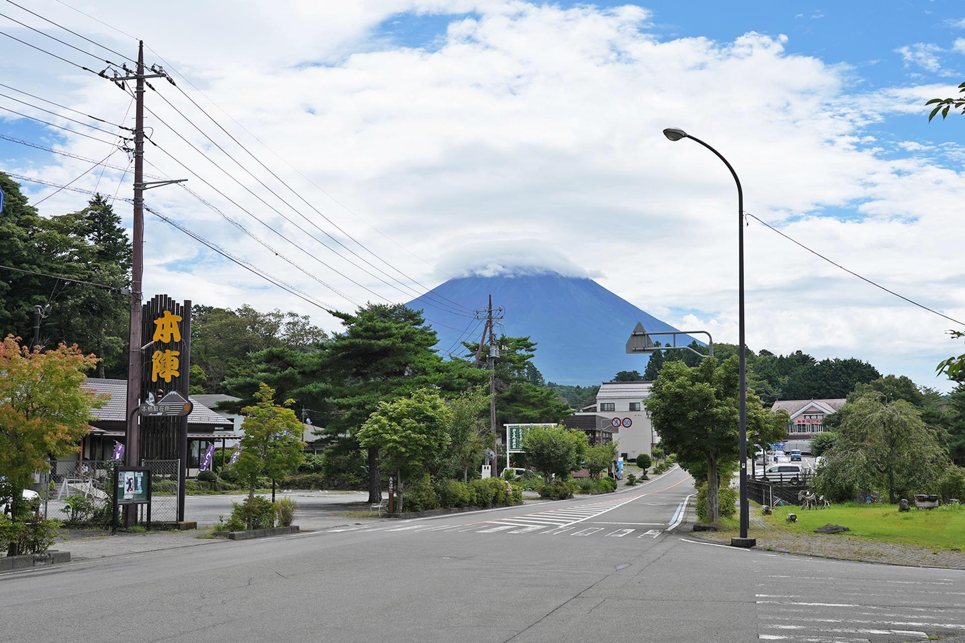 真夏の富士山　山梨の風景