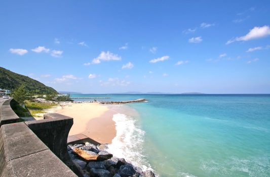 9月の沖縄の海　大宜味村　沖縄の風景