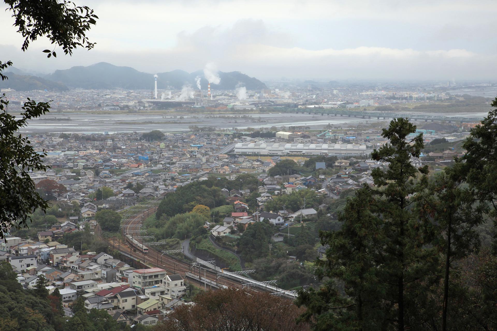秋の諏訪原城から見る風景　静岡の風景