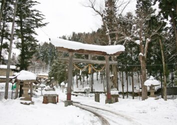 冬の小川神社　長野の風景
