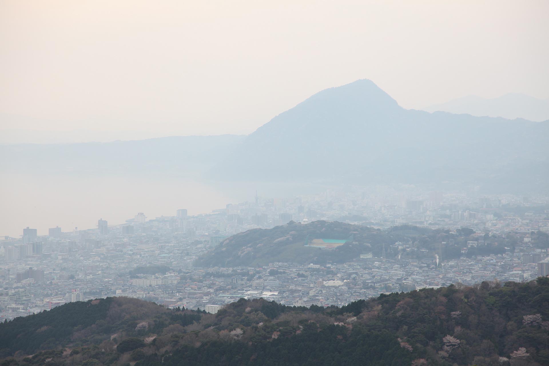 十文字原展望台から見た別府市街　大分の風景