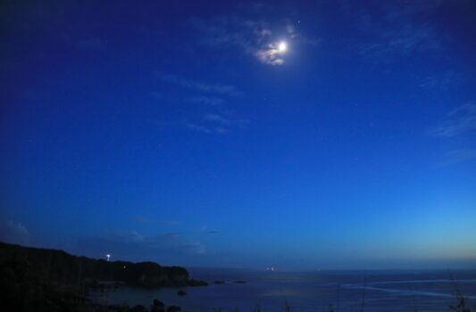 明宵の潮岬　和歌山の風景