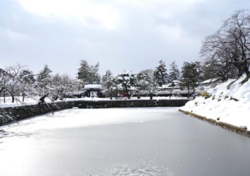冬の米沢城　山形の風景