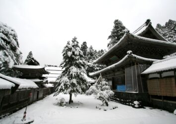 雪の永平寺　福井の冬の風景