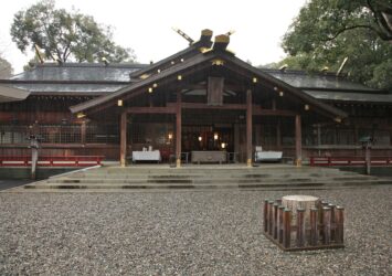 雨の日の猿田彦神社　三重の風景