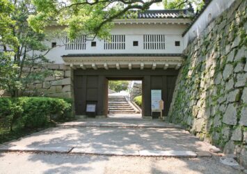 岡山城「廊下門」　岡山の風景