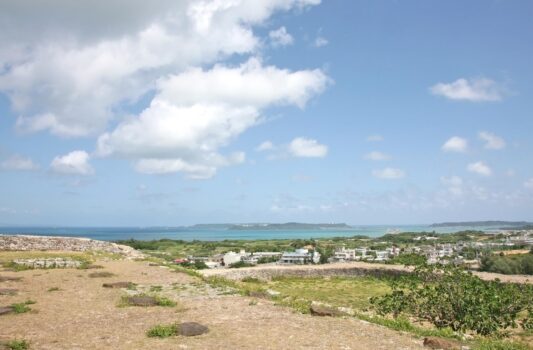 勝連城跡からの眺め　沖縄の風景