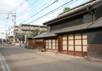 栃木・嘉右衛門町の町並み　夏の栃木の風景　日本の伝統的な町並み