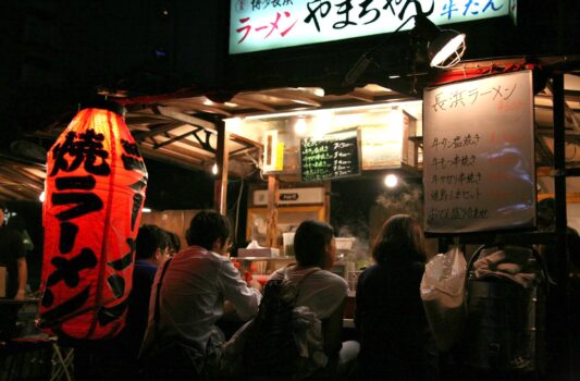 博多の夜　夜の中州の風景　屋台の風景　福岡の風景