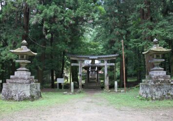 塩野神社　長野の風景