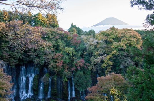 富士山と白糸の滝　富士宮の風景　静岡の風景