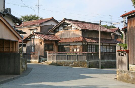 加賀橋立の伝統的な古い町並み　石川の町並み