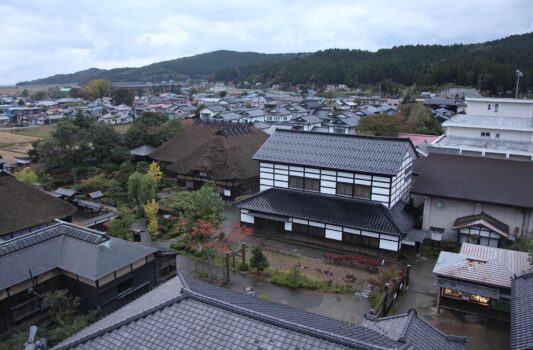 天鷺城から眺める夕暮れの羽後亀田城下の町並み　秋田の風景