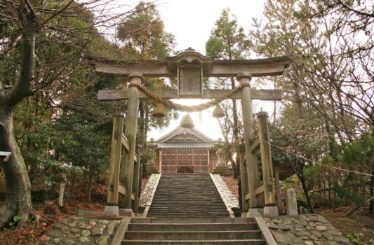 若宮八幡神社　冬の能登半島　冬の石川の風景