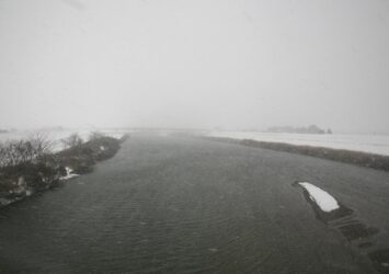 雪の鳴瀬川の風景　宮城の風景