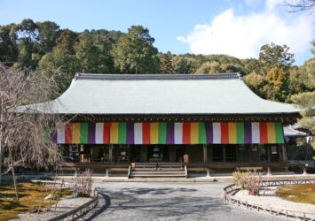 冬の二尊院　京都の冬の風景