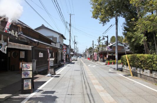 多賀大社参道「多賀大社表参道絵馬通り」　滋賀の風景