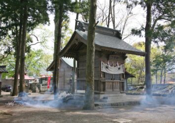 冨士山下宮小室浅間神社　山梨の風景