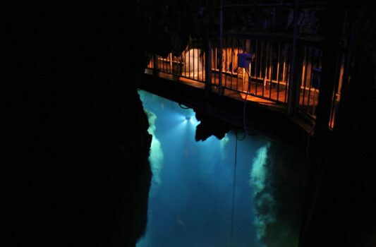 龍泉洞　岩手の風景