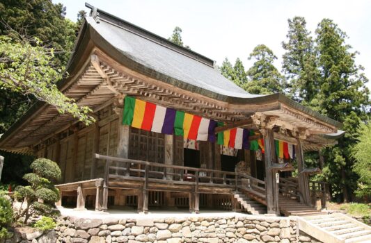 山寺「宝珠山立石寺」　山形の風景