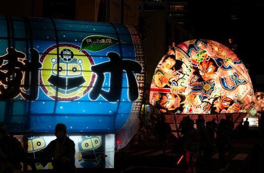 弘前ねぷた祭 日本の夏祭り 夏の青森の風景