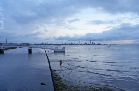 夏の夕暮れの東京湾　夏の千葉の風景