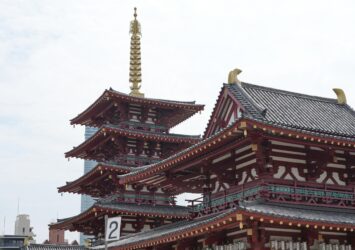 四天王寺　夏の大阪の風景