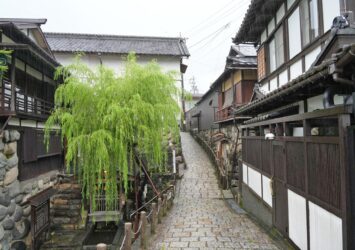 雨の郡上八幡　夏の岐阜の風景