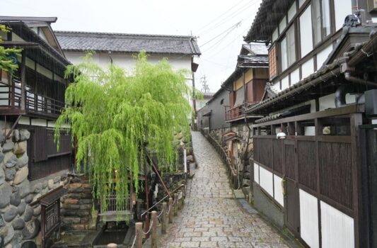 雨の郡上八幡　夏の岐阜の風景