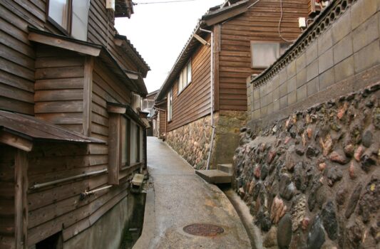 能登半島　輪島市・天領黒島地区　石川の伝統的な町並み　石川の風景