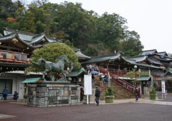 元旦の諏訪神社の風景　正月の長崎の風景