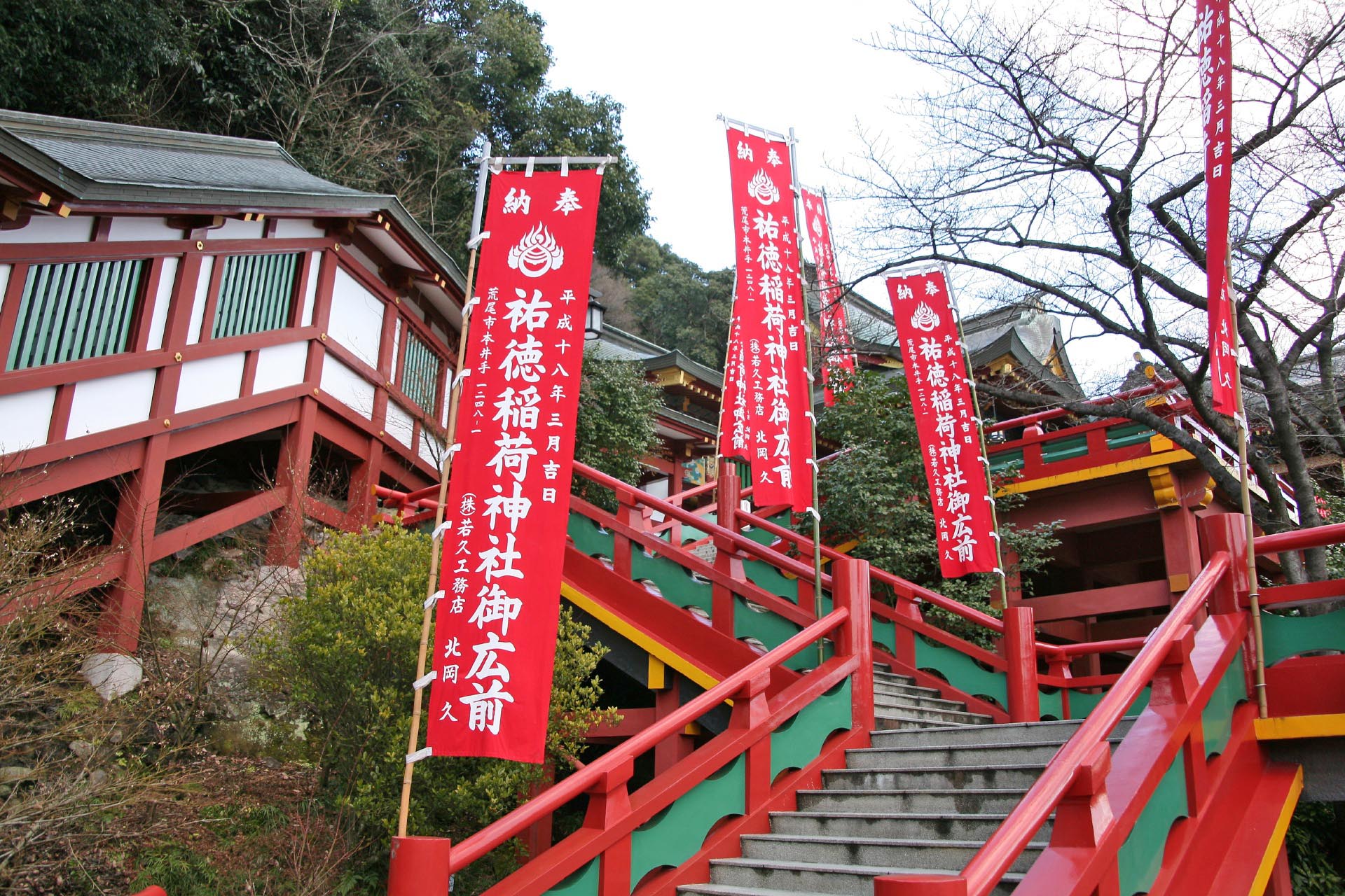 年末の祐徳稲荷神社　佐賀の風景