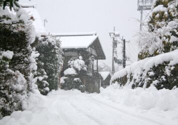 雪の六合赤岩　冬の群馬の風景