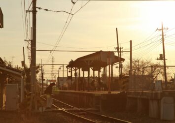 夕焼けの持田駅　秩父鉄道　埼玉の風景