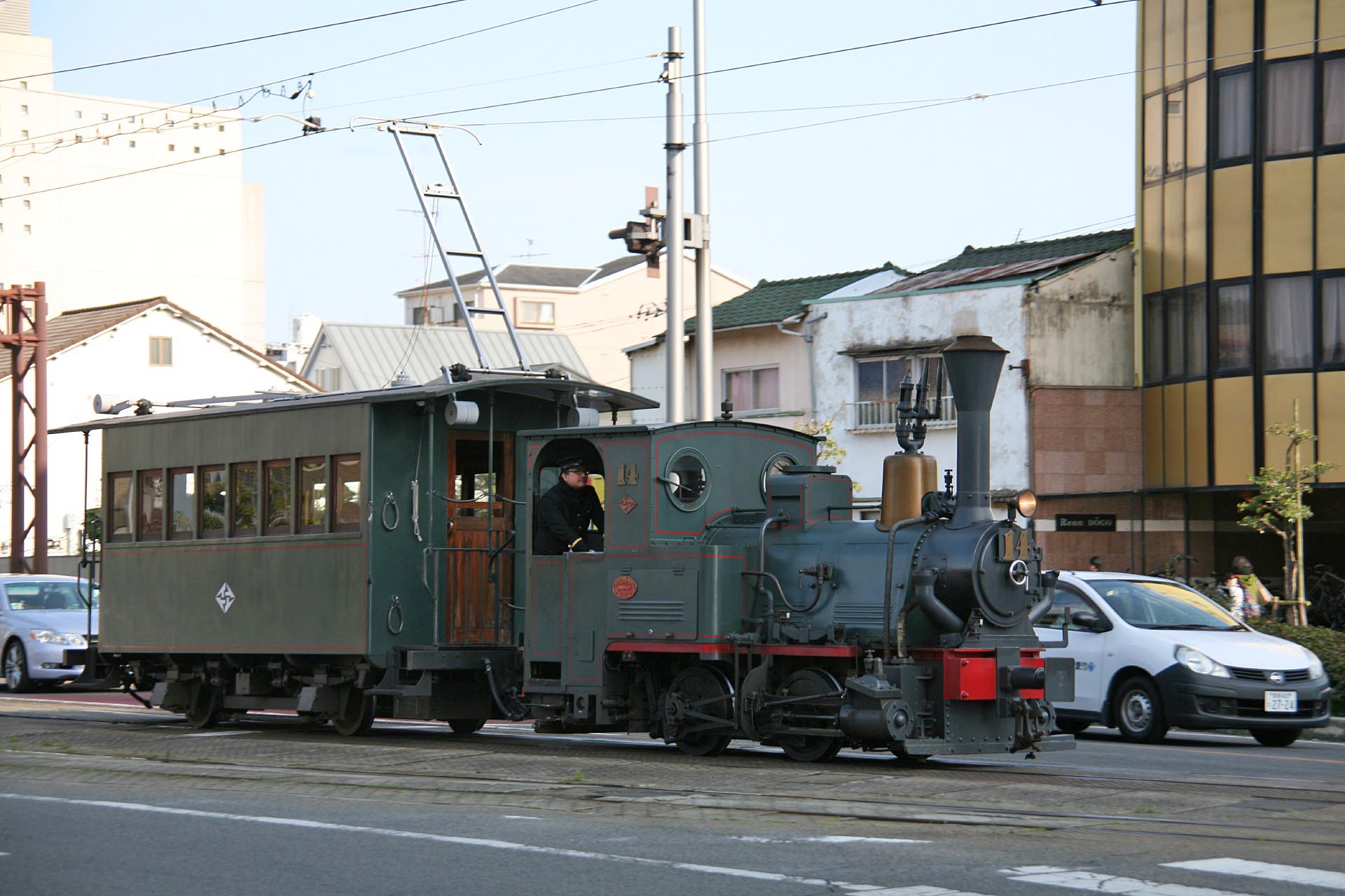 坊っちゃん列車が走る風景　松山の風景　愛媛の風景